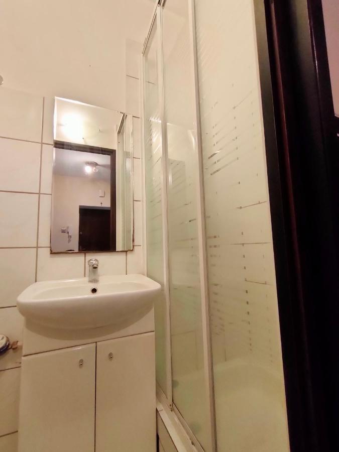 Hallera Wrocław Extérieur photo